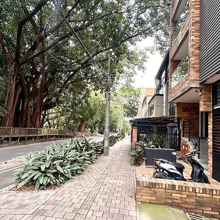 Apto Moderno En Laureles Medellin Exterior photo