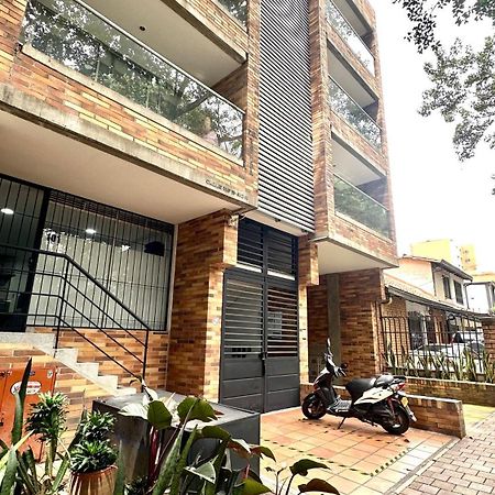 Apto Moderno En Laureles Medellin Exterior photo