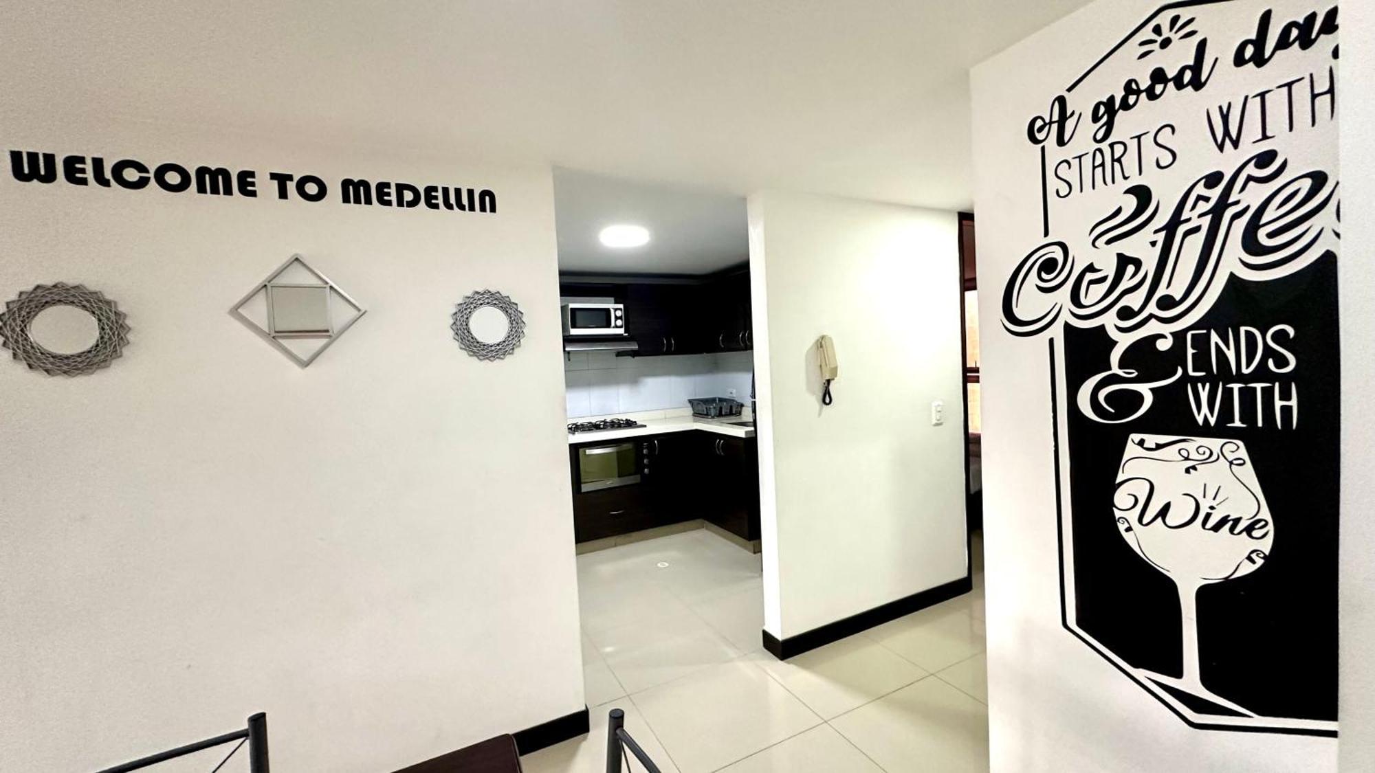 Apto Moderno En Laureles Medellin Exterior photo
