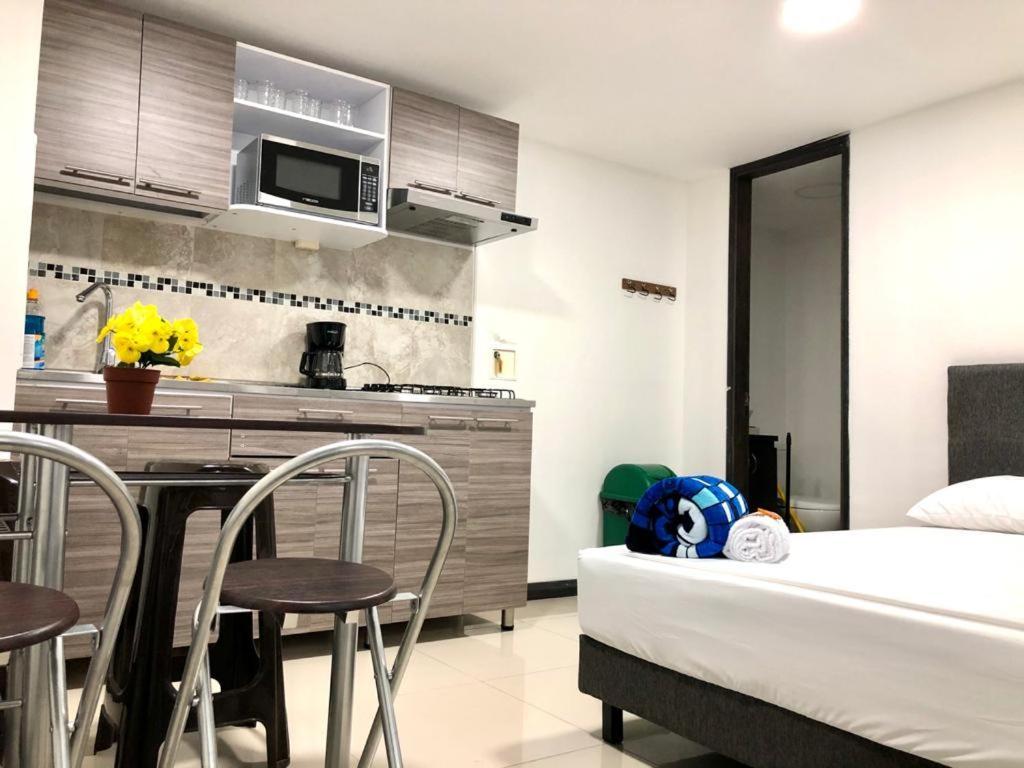 Apto Moderno En Laureles Medellin Exterior photo
