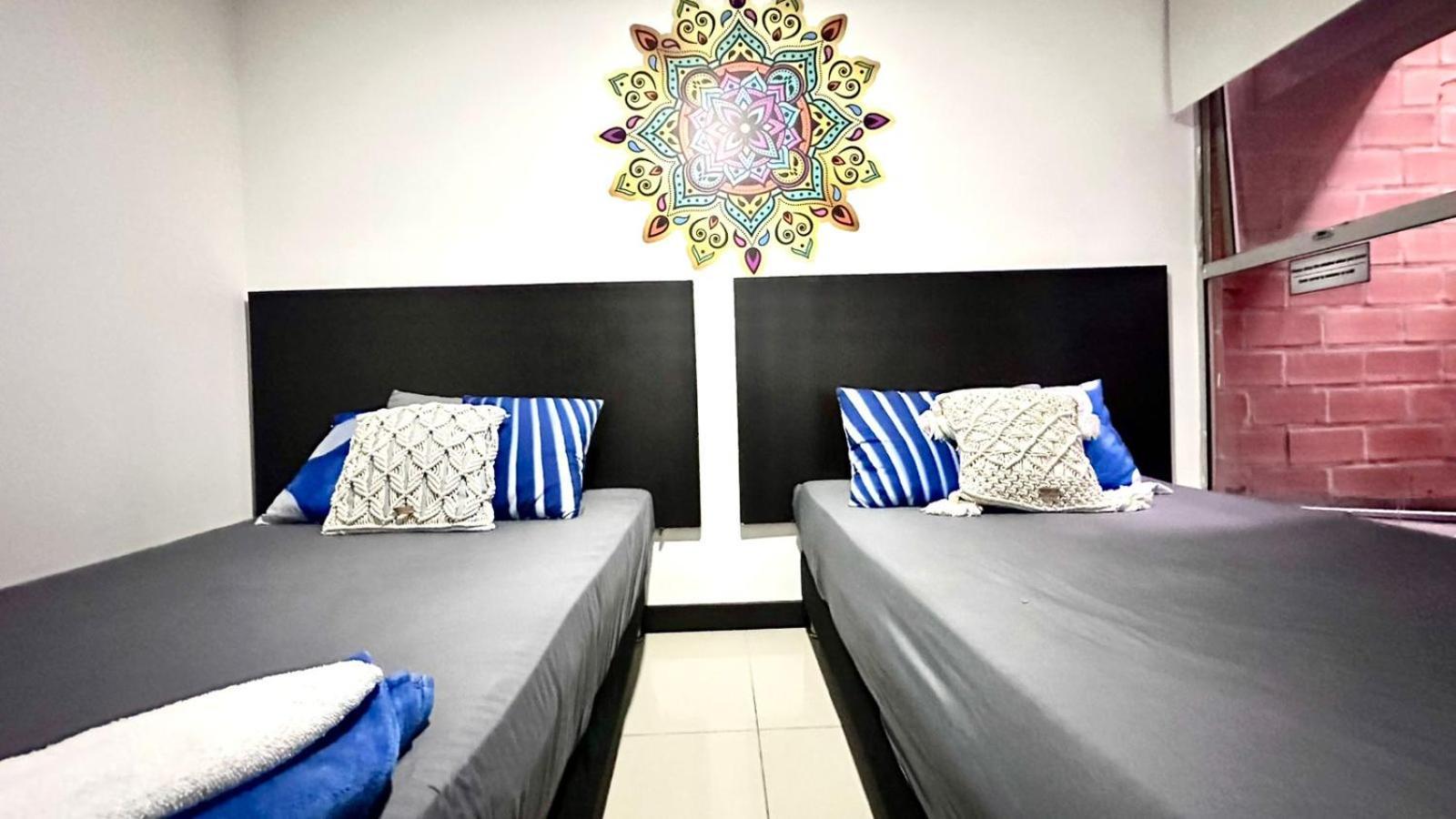 Apto Moderno En Laureles Medellin Exterior photo