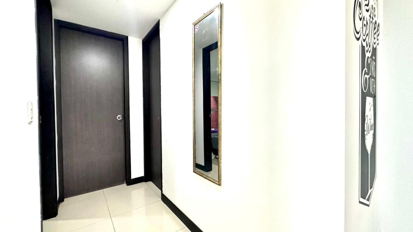 Apto Moderno En Laureles Medellin Exterior photo